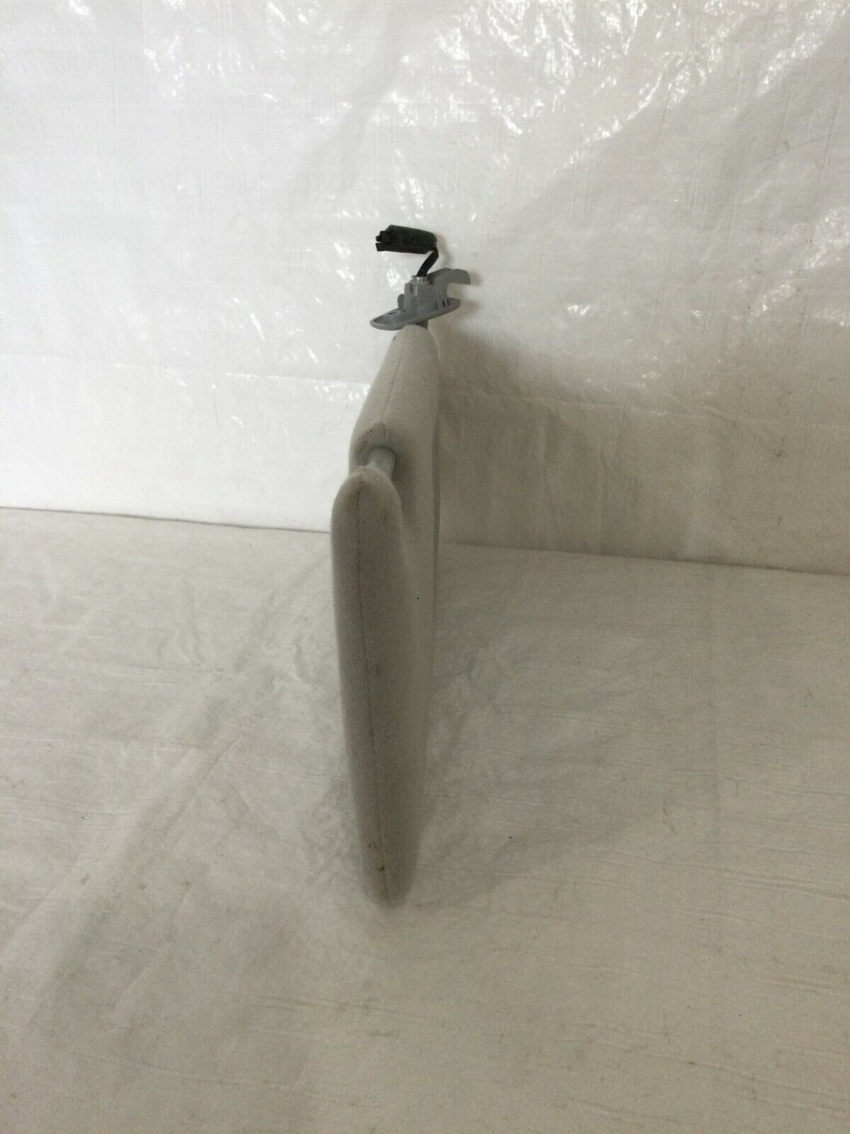2005 Mazda 6 Sun Visor Right Passenger Side OEM RH