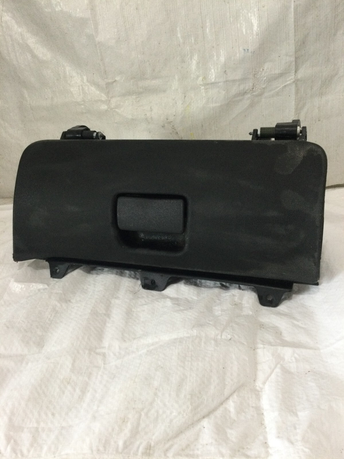 2019-2023 GMC Sierra 1500 Dashboard Glove Box Assembly OEM