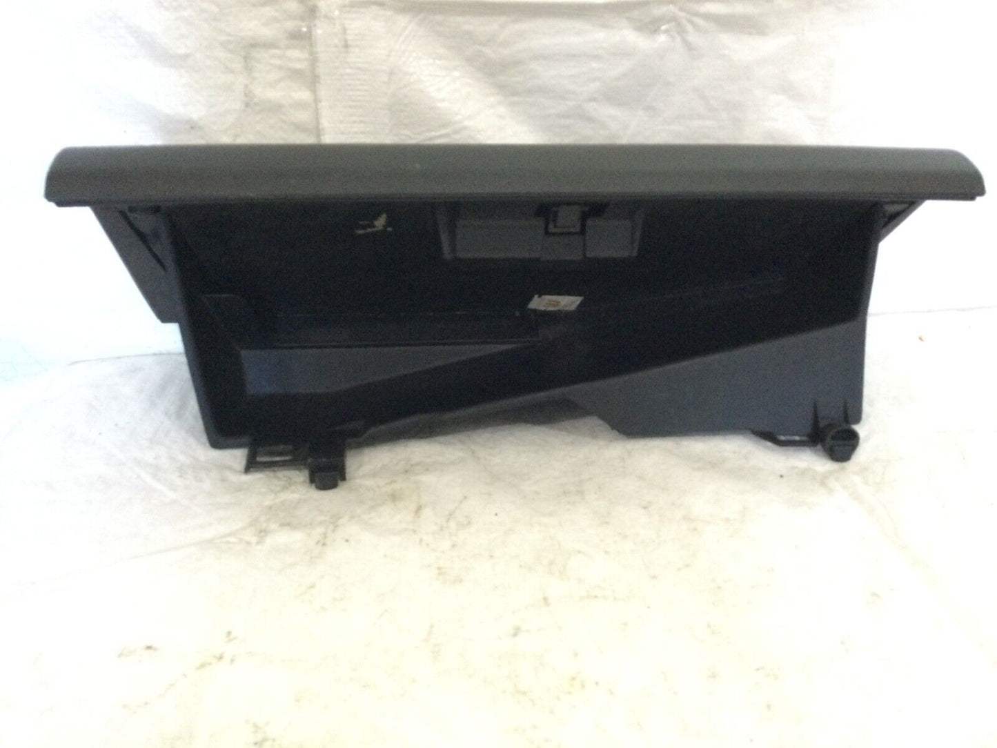 2002 2003 2004 2005 Dodge Ram 1500 Glove Box Assembly 5GT18TRM OEM