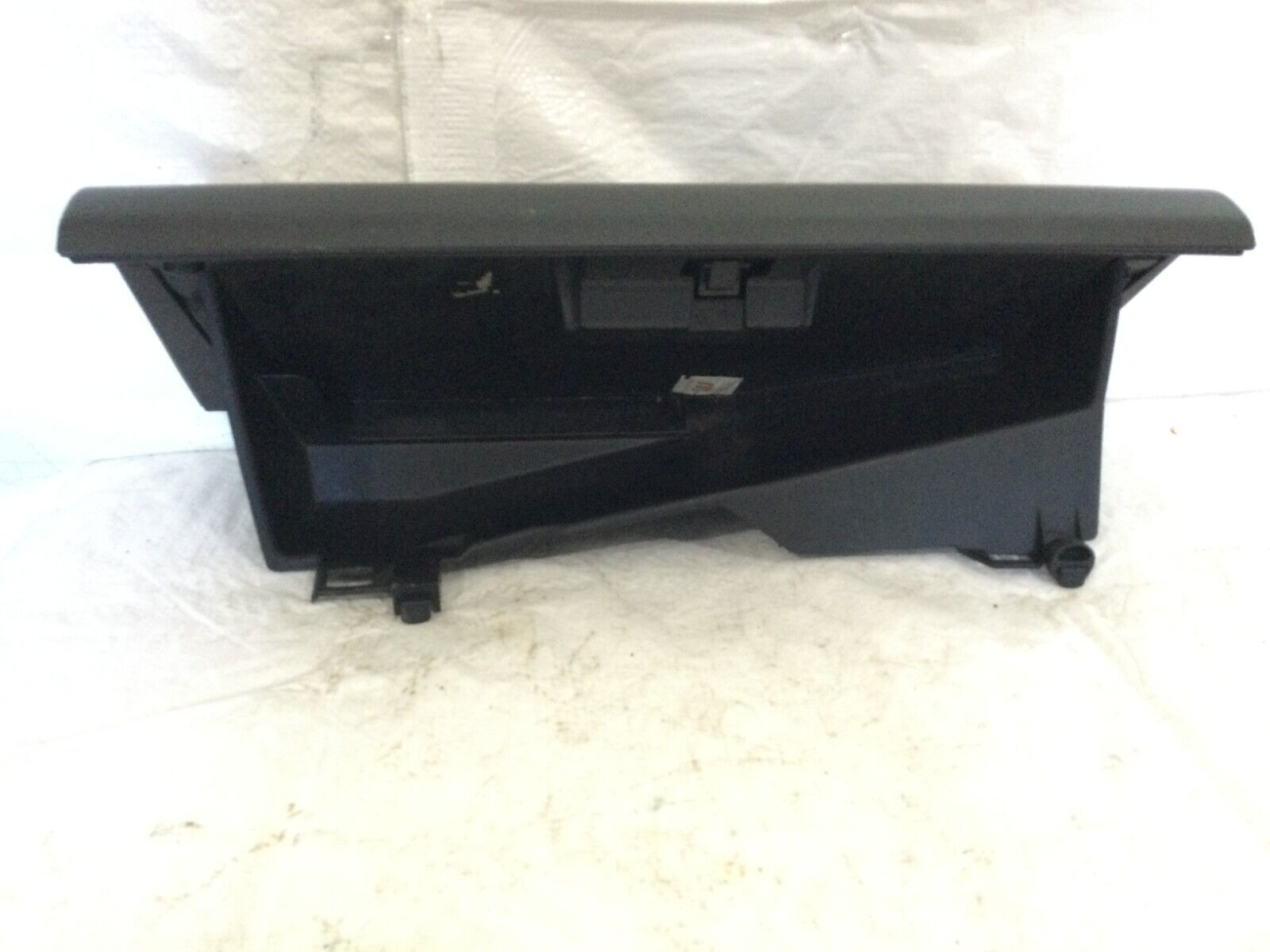 2002 2003 2004 2005 Dodge Ram 1500 Glove Box Assembly 5GT18TRM OEM