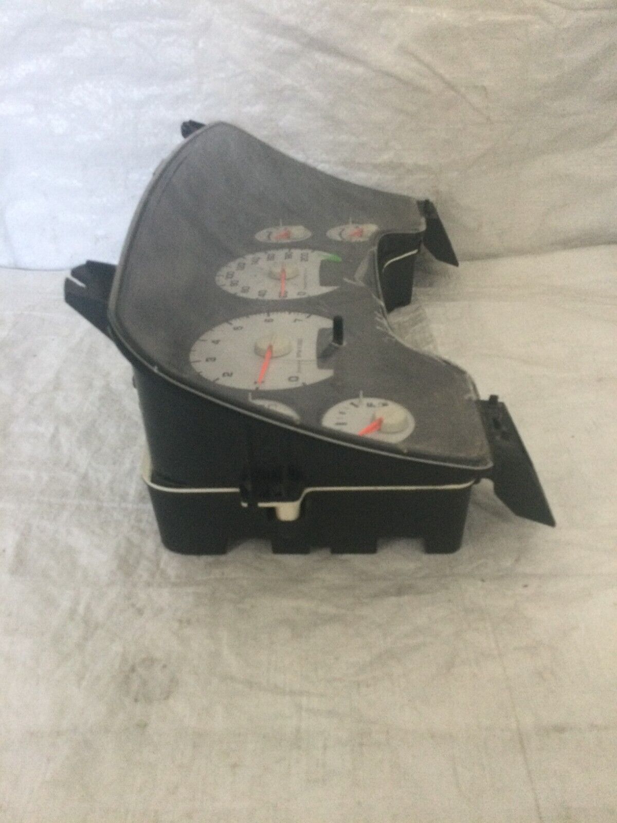 2003 Dodge Ram 2500 Speedometer Cluster KPH 56000954AI OEM 4.7L