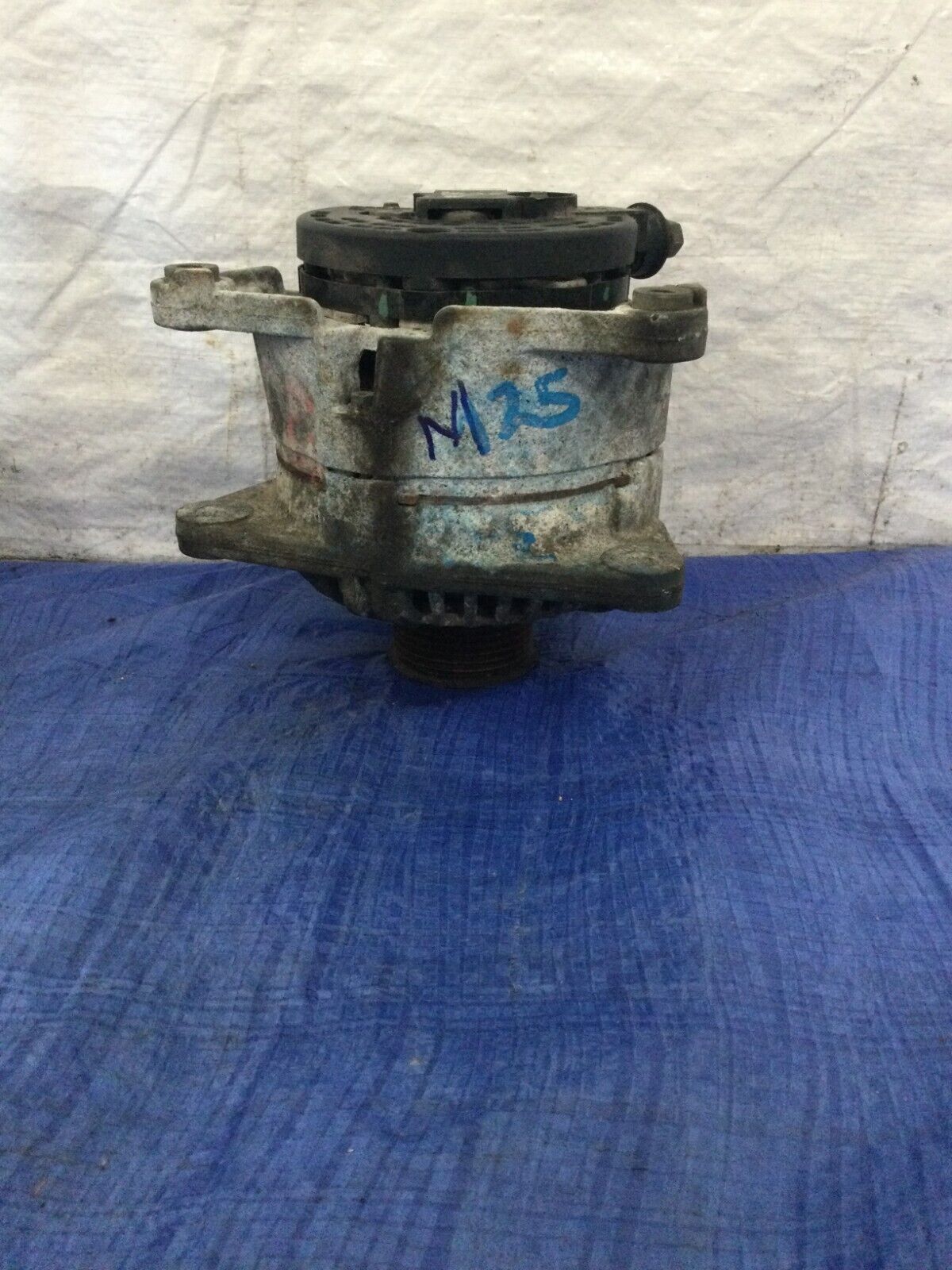 2005 Dodge Ram 2500 Alternator Motor OEM 5.7L