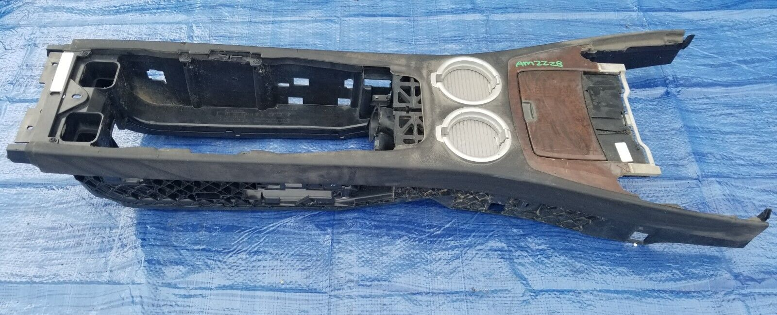 2004 BMW 745Li Center Console Base W/ Cup Holder 8223326 OEM