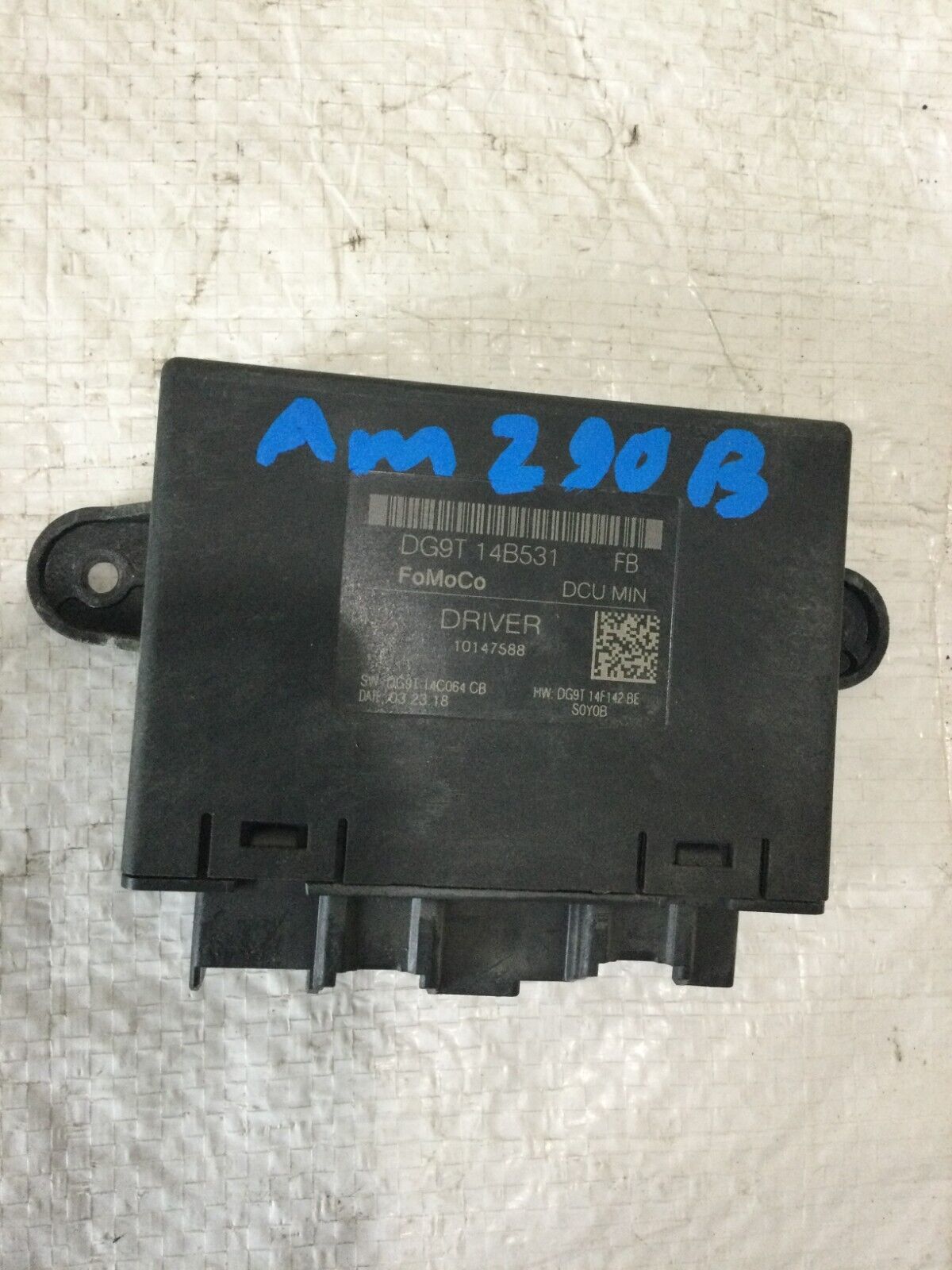 2018 Ford F-150  Front Left Driver Side Door Window Control Module OEM