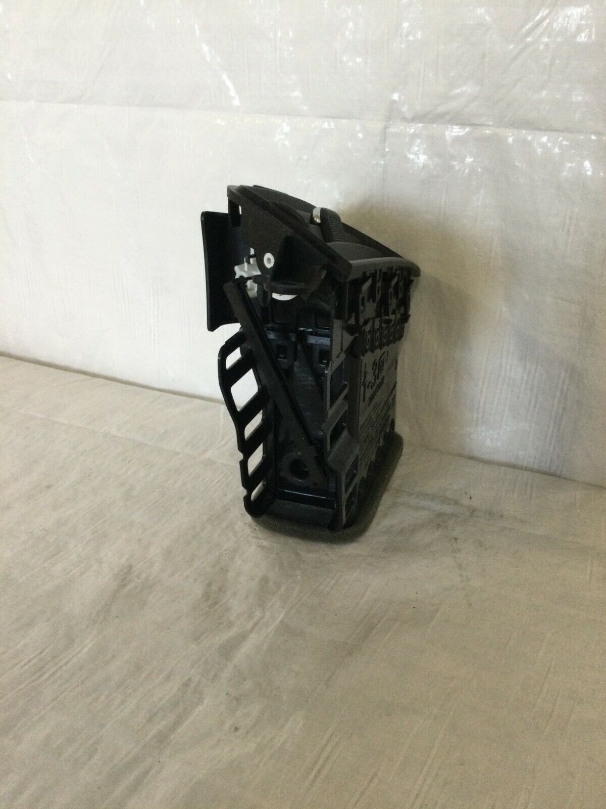 2017 GMC Sierra 1500 Left Driver Side Dash Air Vent  OEM 1-3 V8 6.2L 20943682