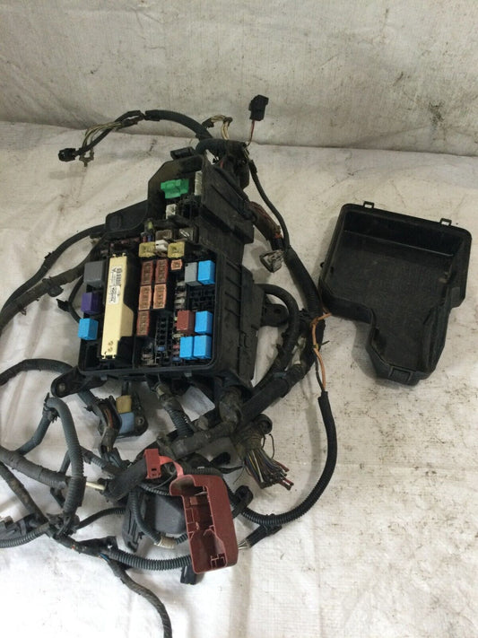 Engine Fuse Box W/ Wire Harness 82641-08030 Toyota Sienna 2011-2014