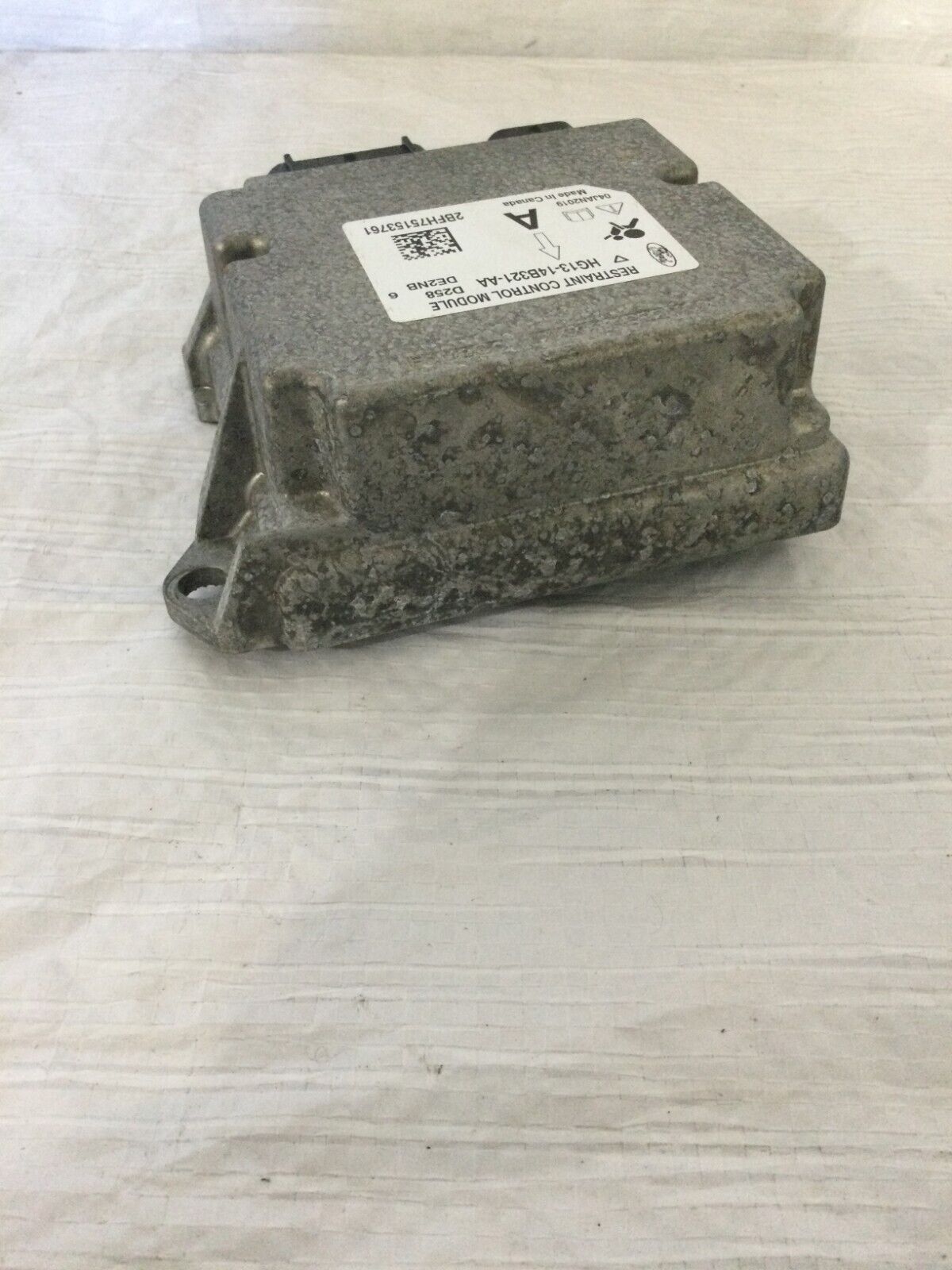 2017-2019 Ford Taurus SRS Control Module OEM HG13-14B321-AA