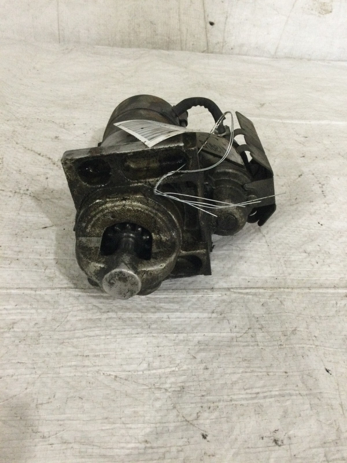 2001 Chevrolet Silverado 2500 Starter Motor OEM