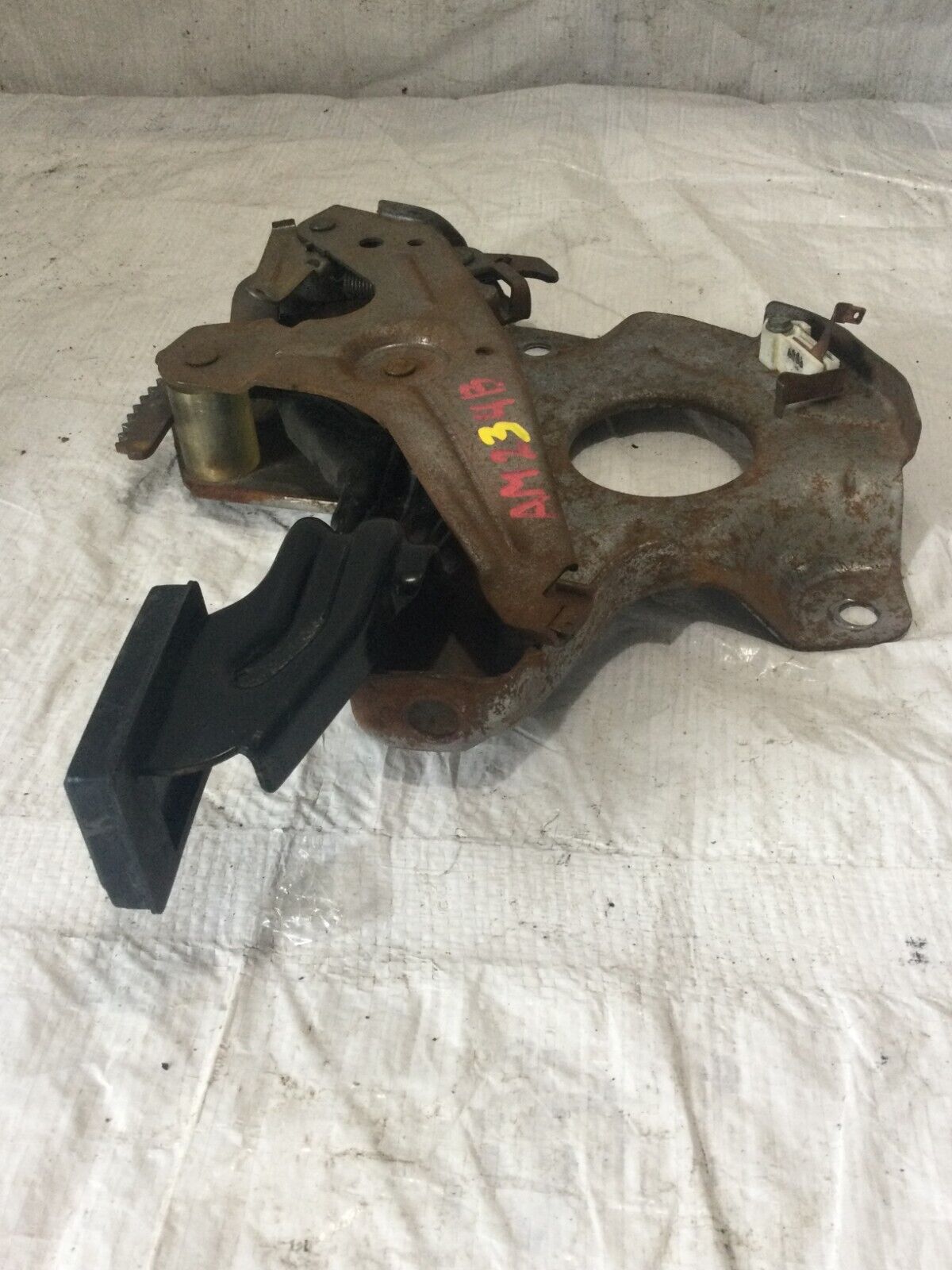 2006 Dodge Ram 1500 Emergency Parking Brake Pedal Assembly OEM