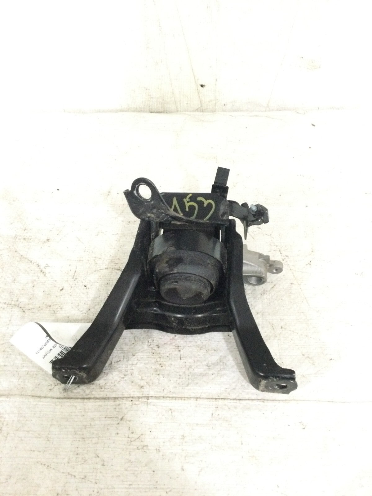 2021 Toyota Corolla Passenger Side Engine Frame Mount OEM