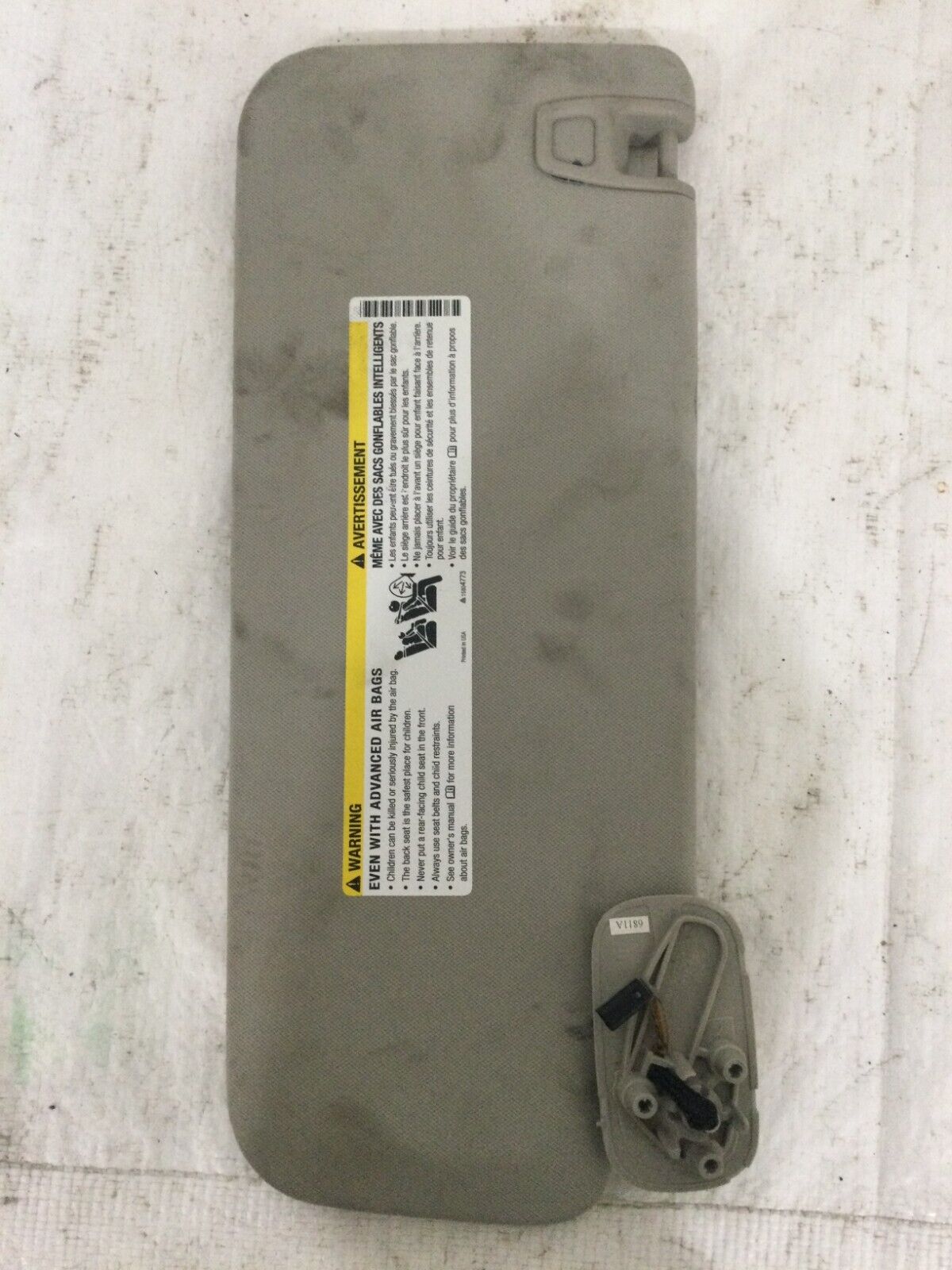 2007 GMC Yukon Illuminated Sun Visor Left Driver Side OEM LH