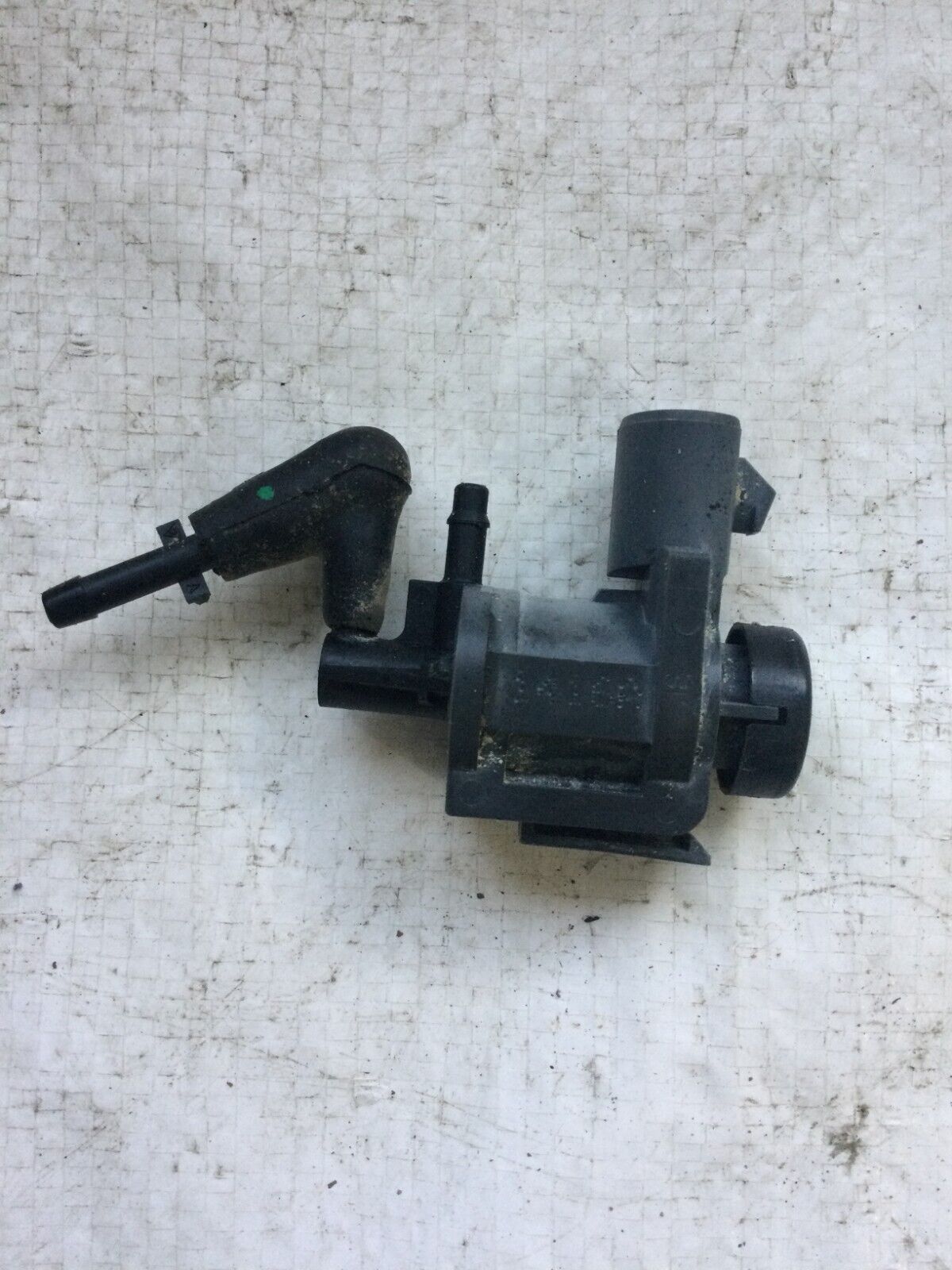 2017 Ford F150 F-150 Vacuum Solenoid Purge Valve 9L14-9H465-BA OEM