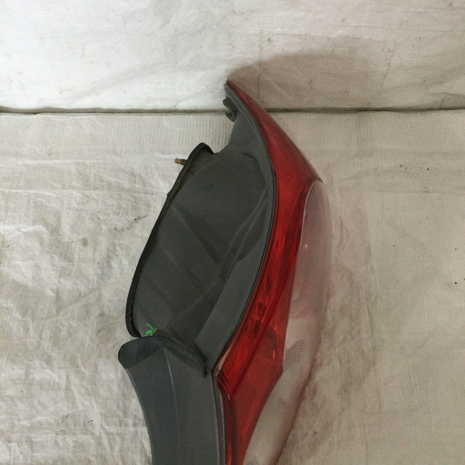 2005 Mazda 6 Tail Light Assembly Right Rear Outer Passenger Side OEM RH