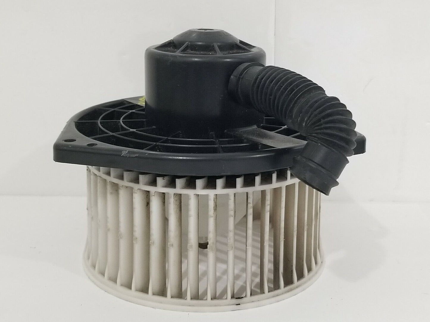 2001-2003 Infiniti QX4 A/C Heater Blower Motor OEM