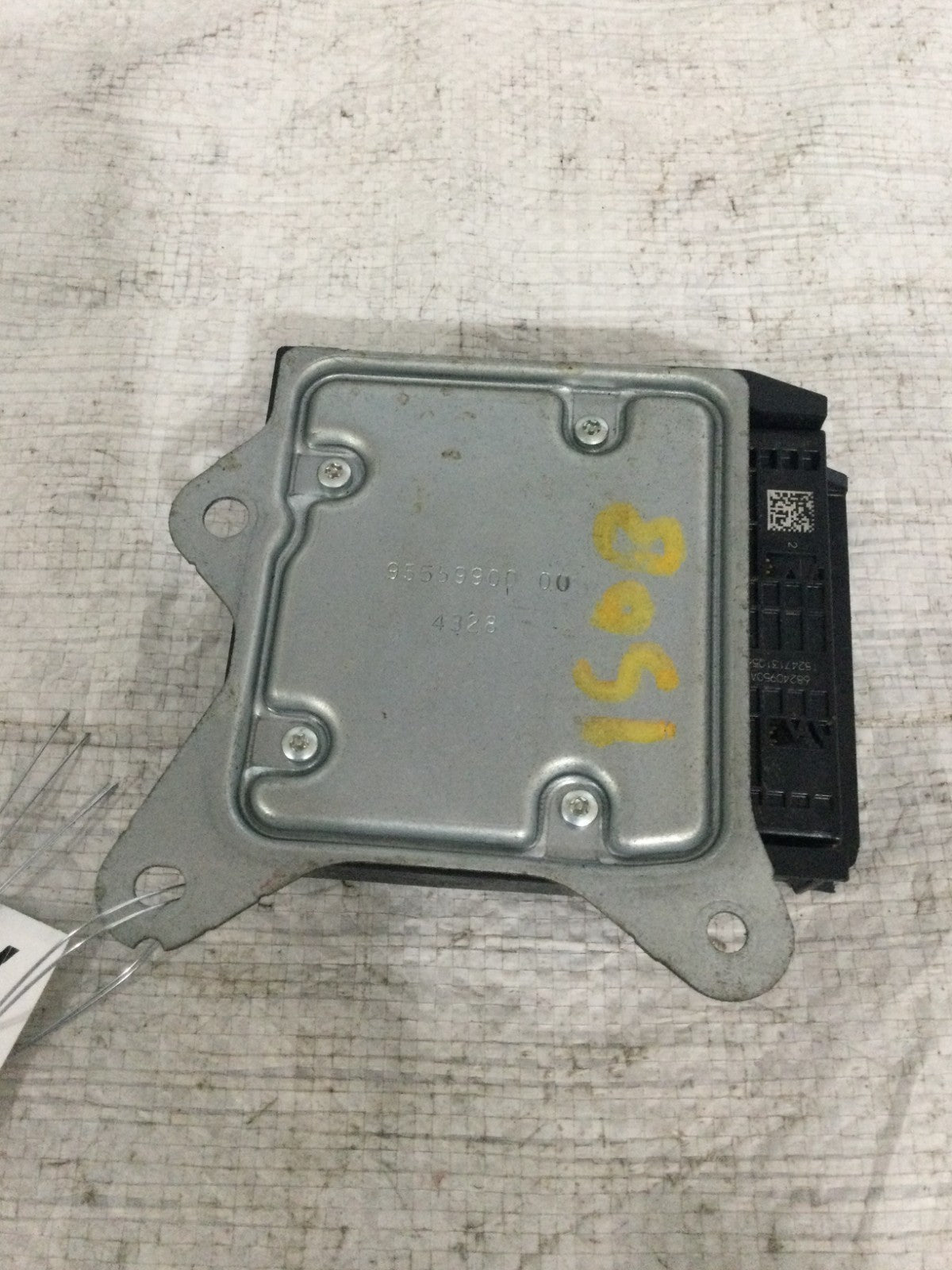 2019 Jeep Compass Restraint Control Module OEM 68402852AD