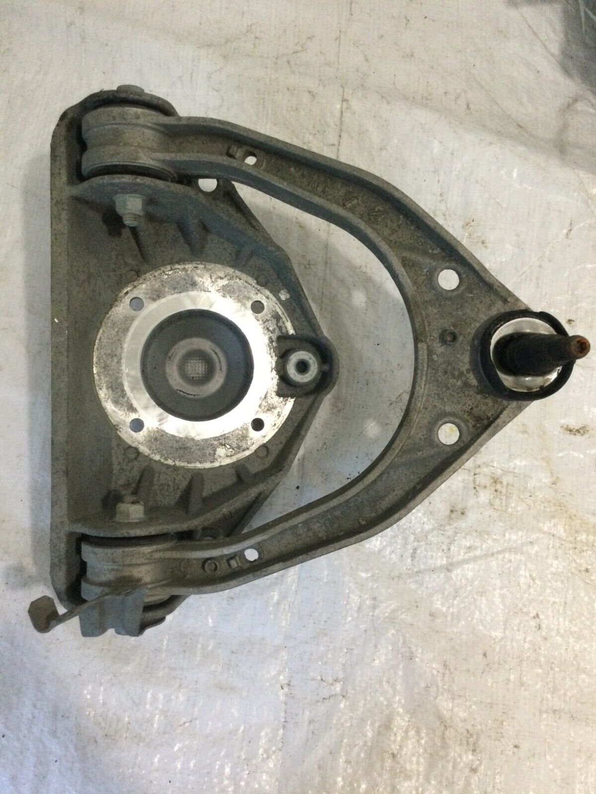 2004-2010 Volkswagen Touareg Front Right Upper Control Arm 7L0407047A OEM