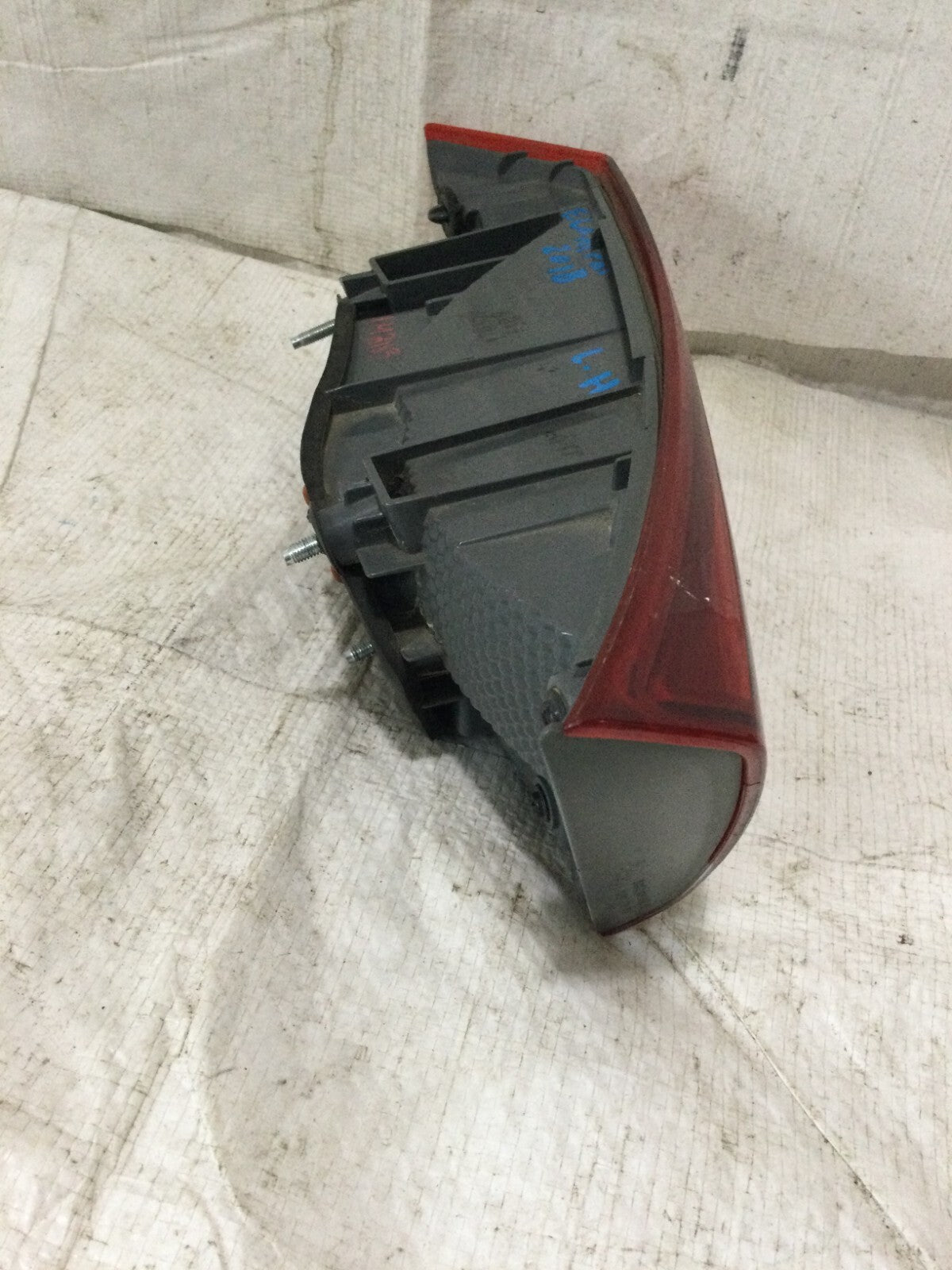 2017 Hyundai Elantra Sedan Tail Light Assembly Left Driver Side OEM