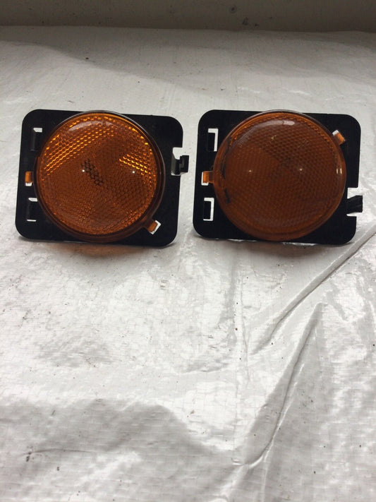 2018 Jeep Wrangler JK Side Marker Lamp Pair OEM 55078144AA