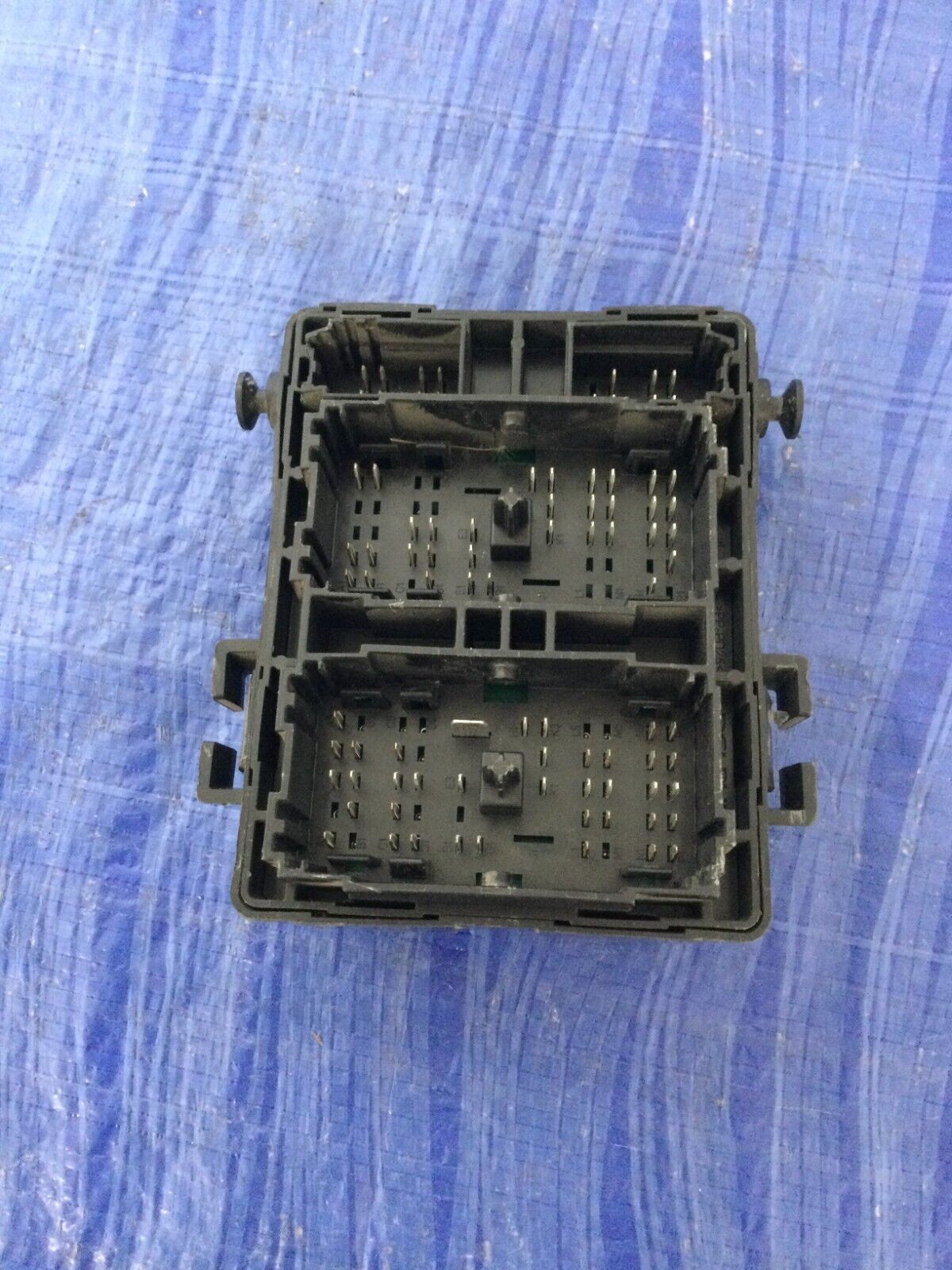 2007-2009 Cadillac Escalade ESV Fuse Relay Box OEM  15093837
