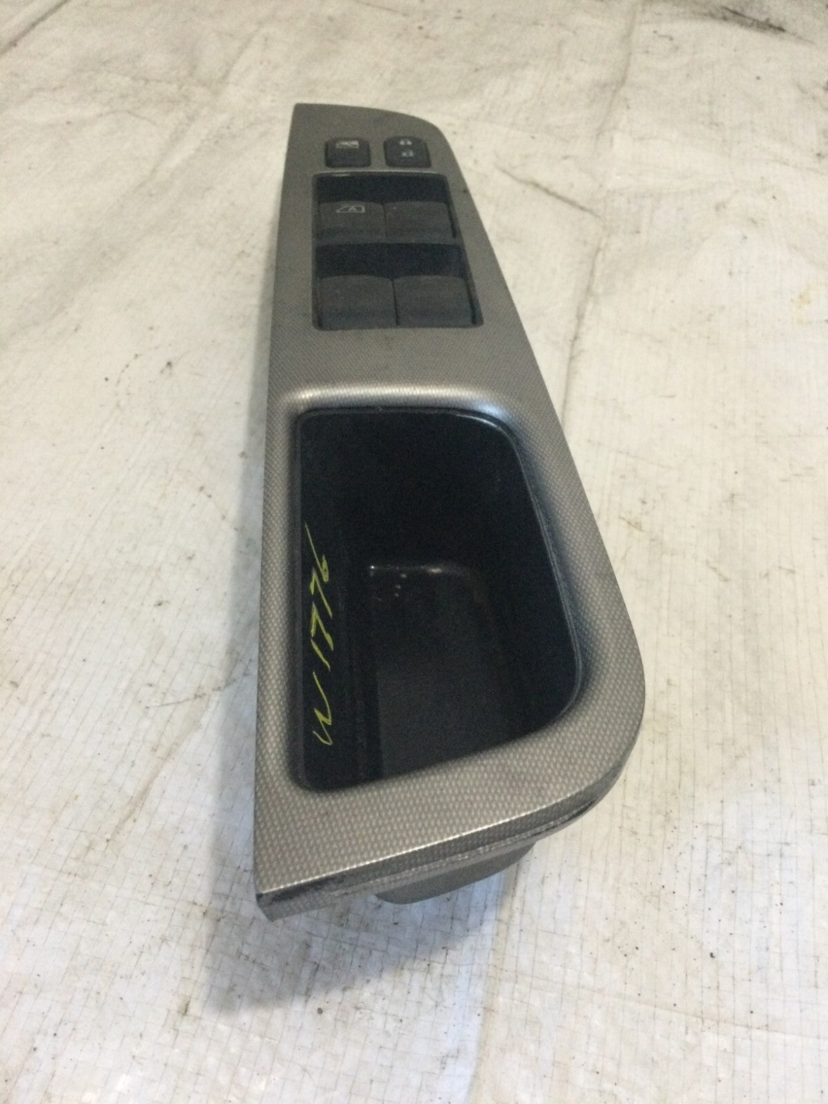 2007-2010 Nissan Versa Driver Side Door Master Power Window Switch OEM