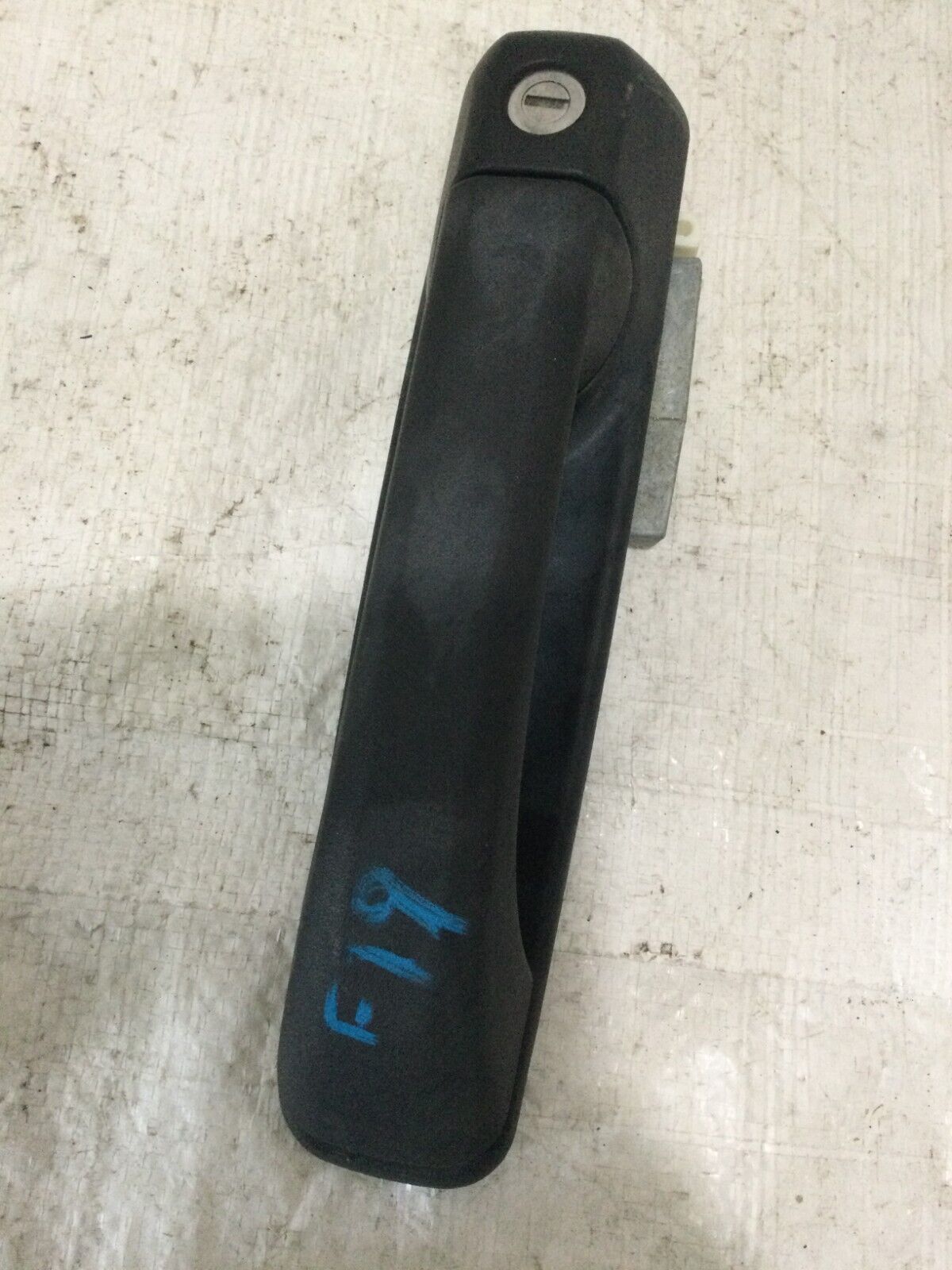 2018 RAM 1500 Front Left Driver Side Exterior Textured Outside Door Handle OEM