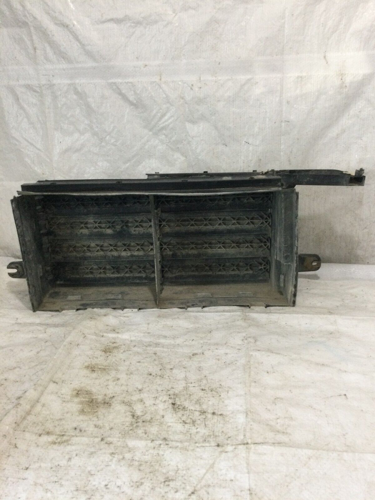 2018 2019 2020 Ford F150 F-150 Active Air Shutter Radiator Lower Grille OEM