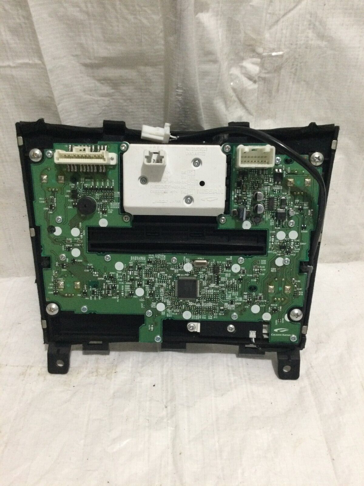 2007-2008 Infiniti G35 Radio Face Plate OEM