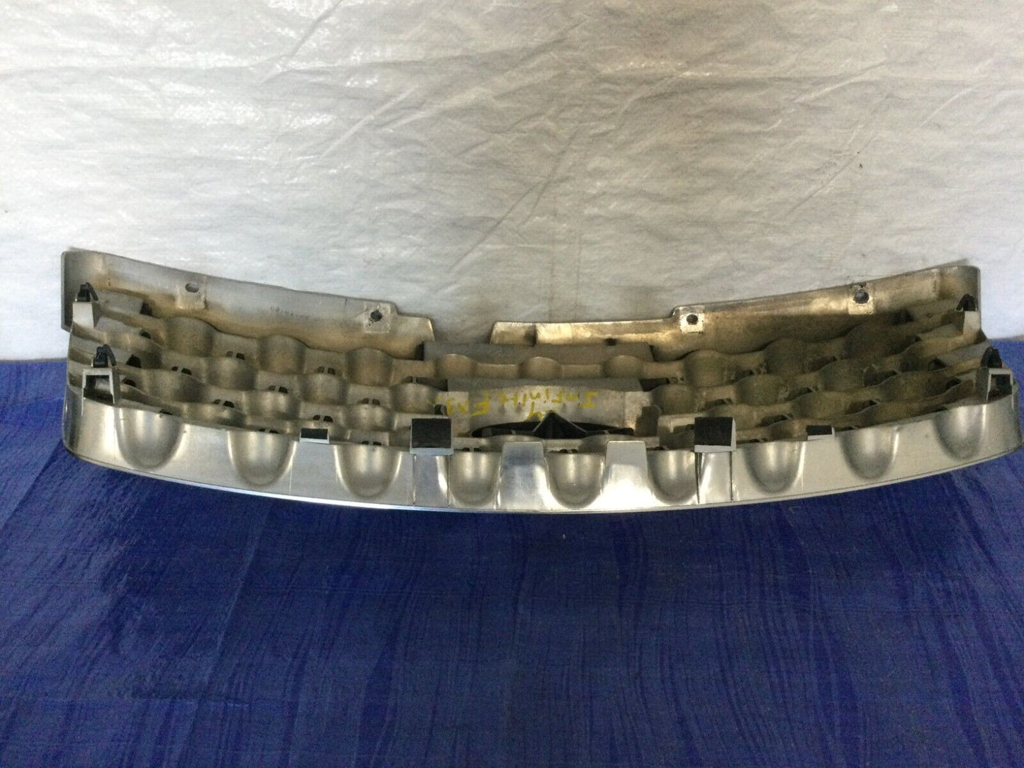 2003 2004 2005 Infiniti FX35 Front Upper Grill Grille W/ Emblem OEM