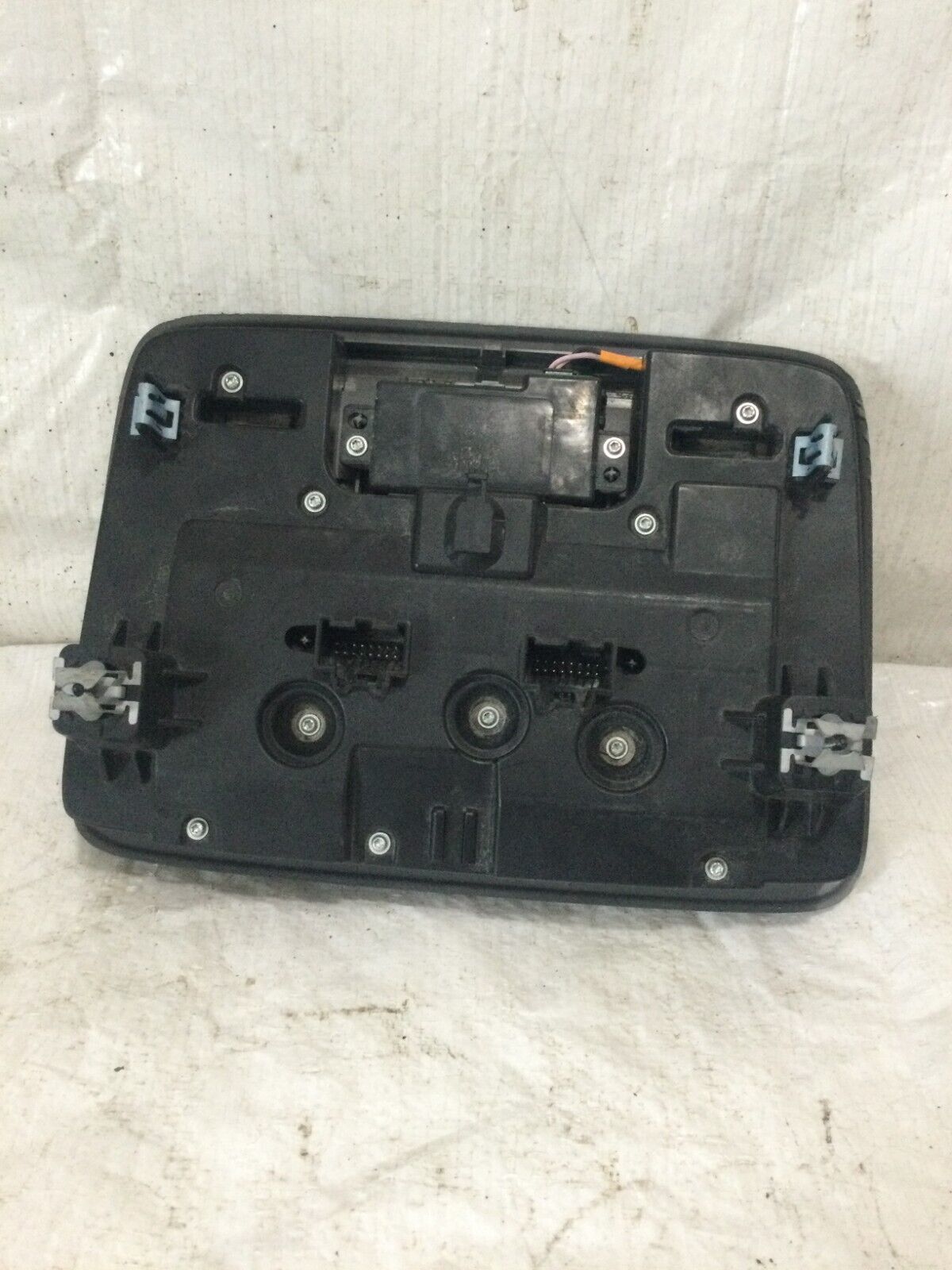 2019-2022 GMC Sierra 3500HD Overhead Console Dome Light  W/ Sunroof Control OEM