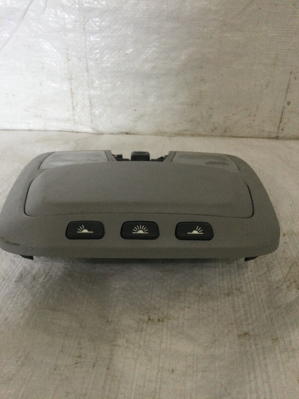 2004 Volvo S60 Overhead Console Dome Light Control 8685433 OEM