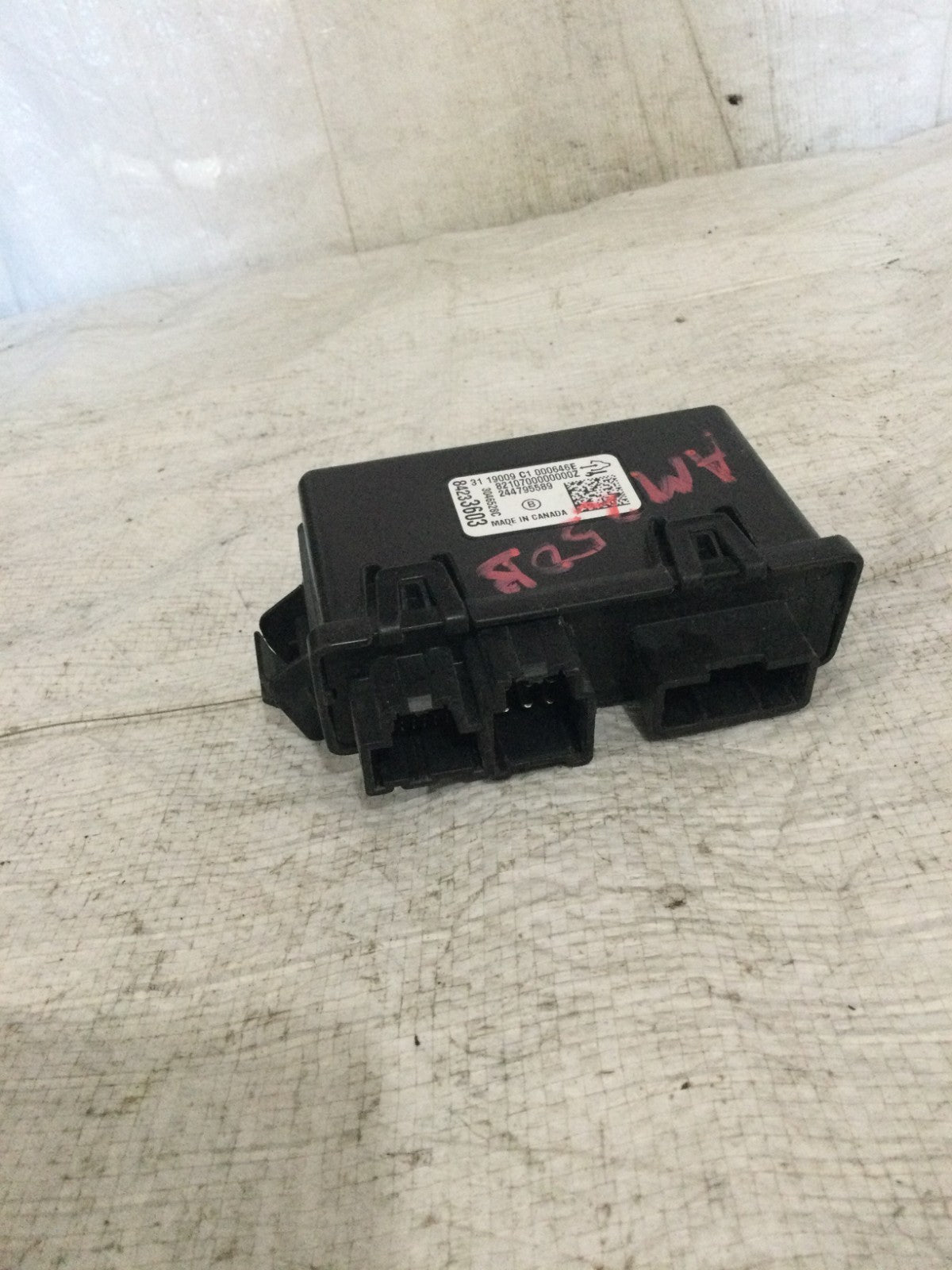 2019 Chevrolet Blazer Power Tailgate Liftgate Control Module OEM 84233603