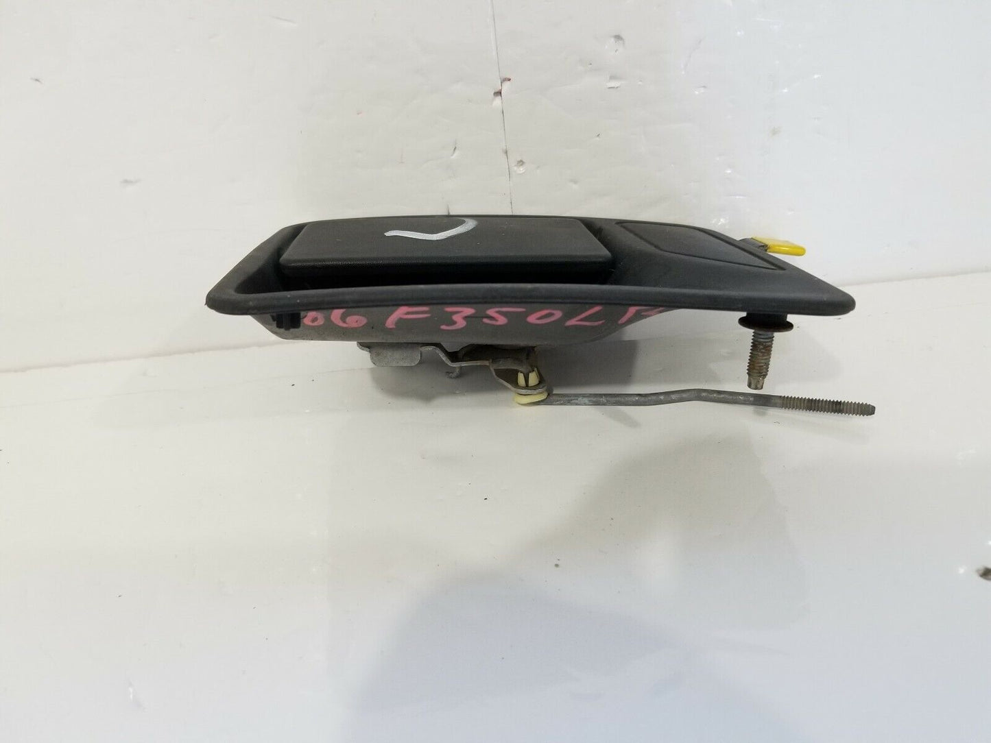 2006 Ford F350SD Rear Left Exterior Door Handle OEM