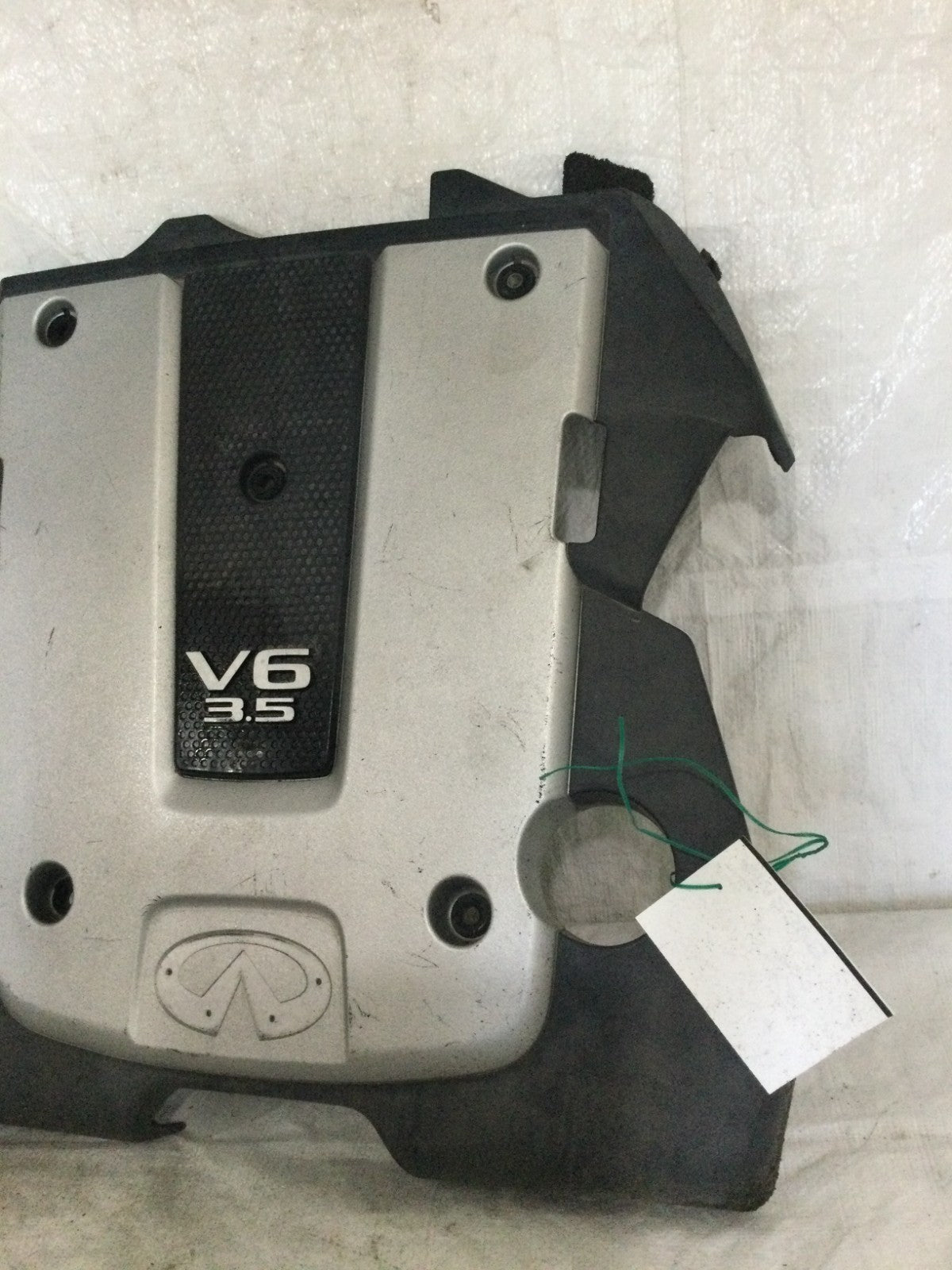 2007 Infiniti G35 3.5L Engine Cover OEM