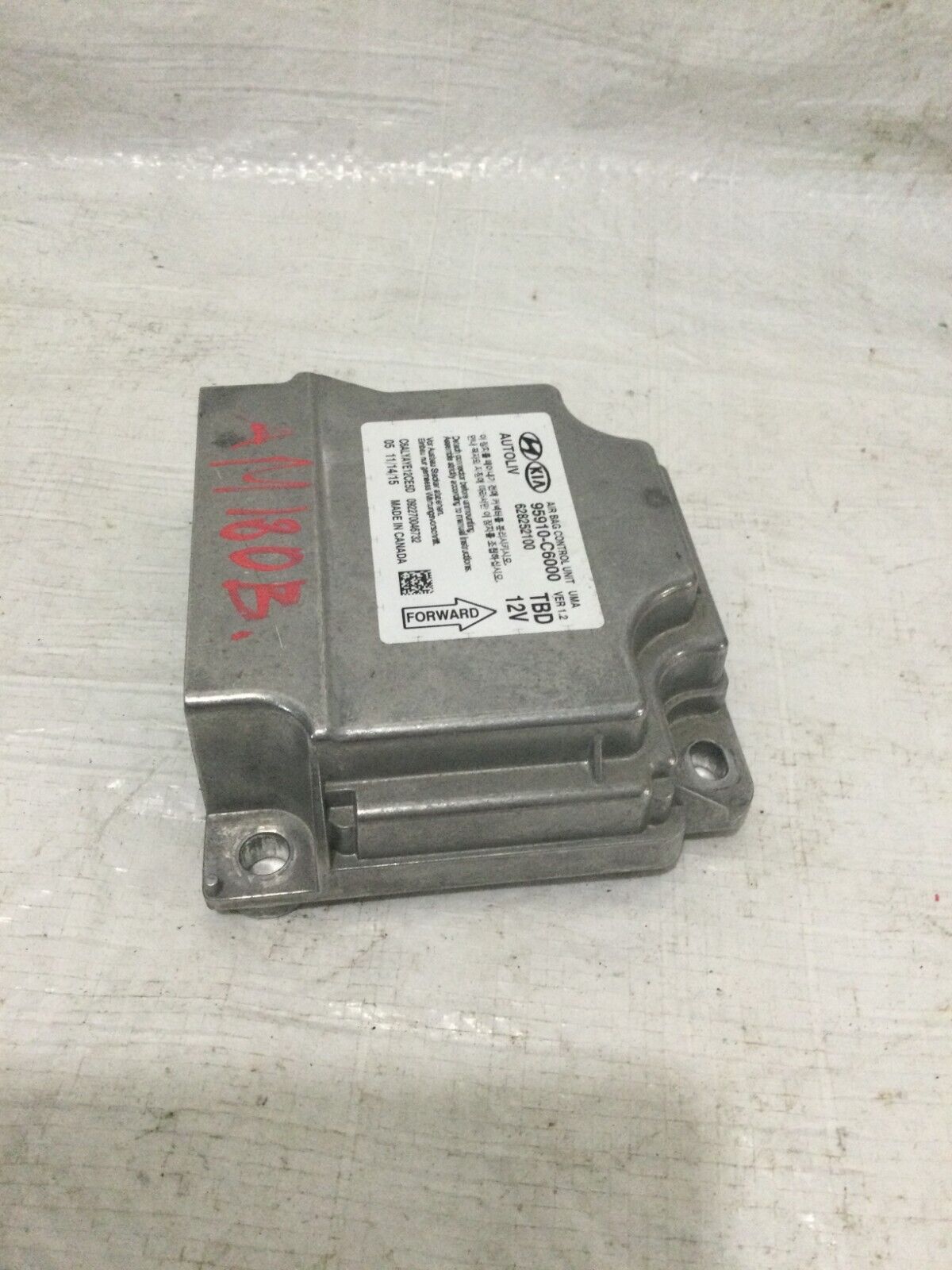 2016-2018 Kia Sorento Bag Control Module 95910-C6000 OEM