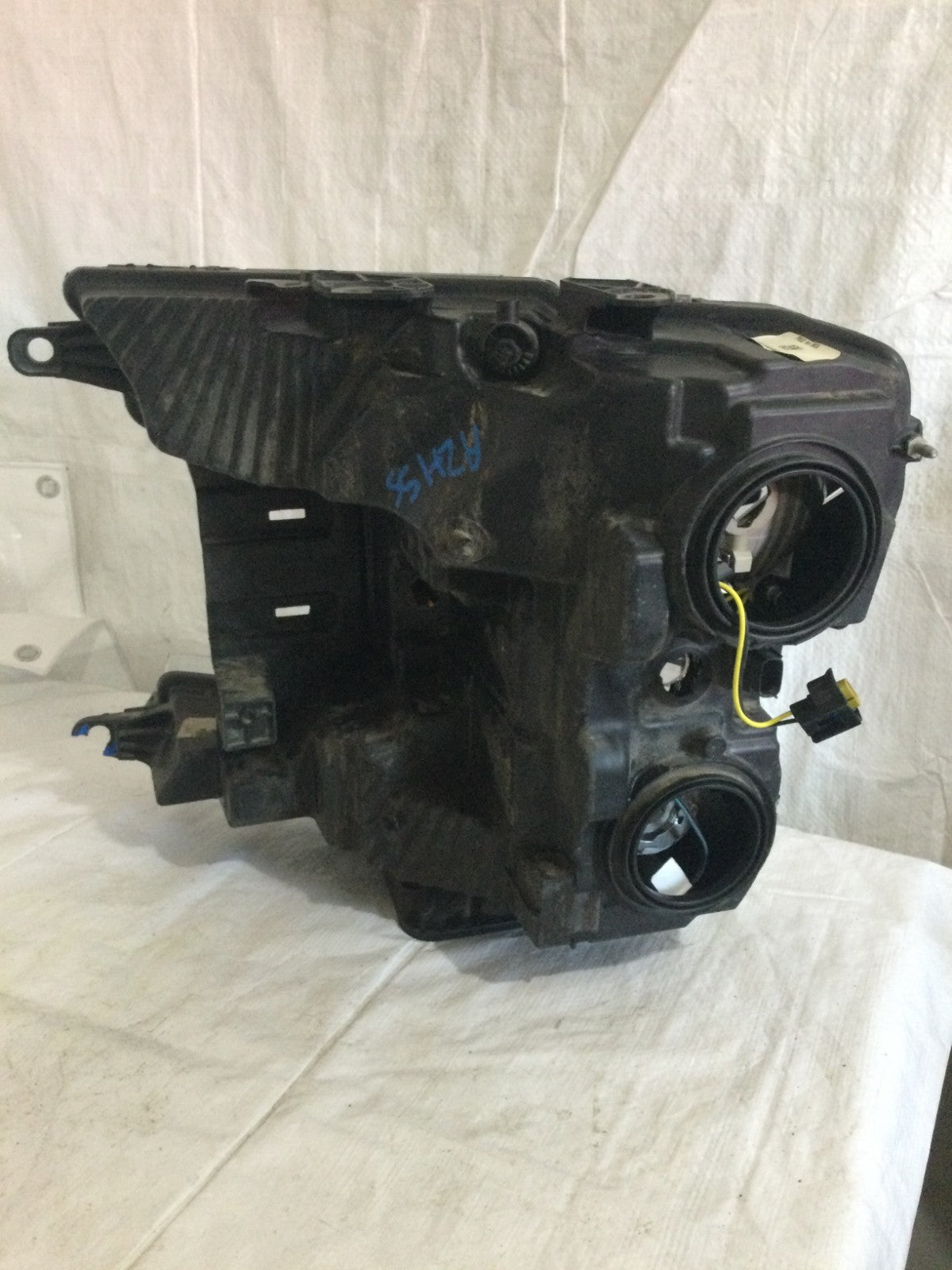 2018-2020 Ford F150 Passenger Right Headlight OEM KL34-13005-AA MARKED DAMAGE