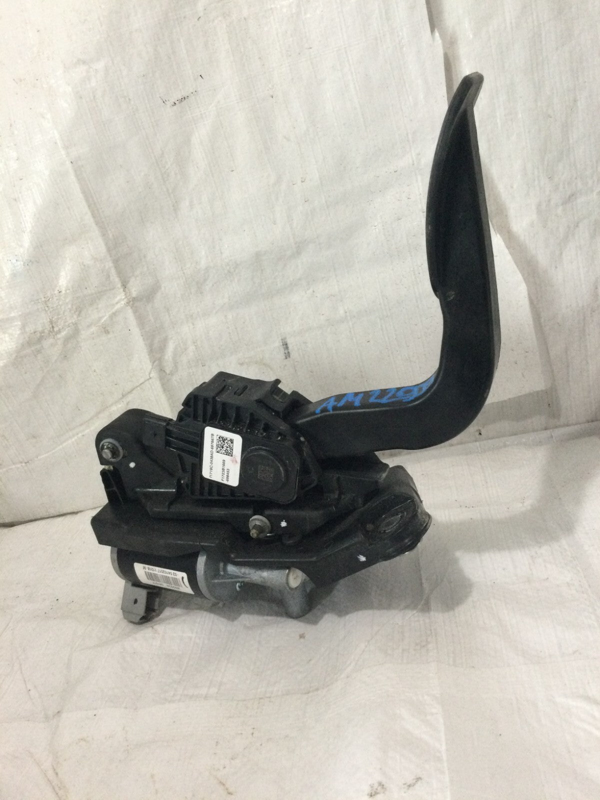 2017 Ford  F-150  F150 Accelerator Gas Pedal OEM 2015-2020