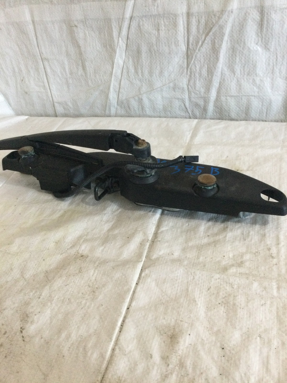 2004 Toyota Matrix Rear Wiper Motor W/ Linkage OEM