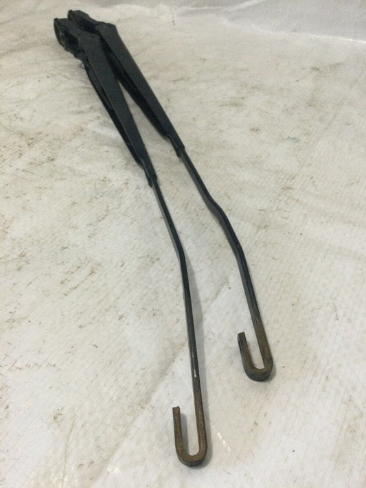 2008 Ford F-350 SD Front Windshield Wiper Arm Set OEM