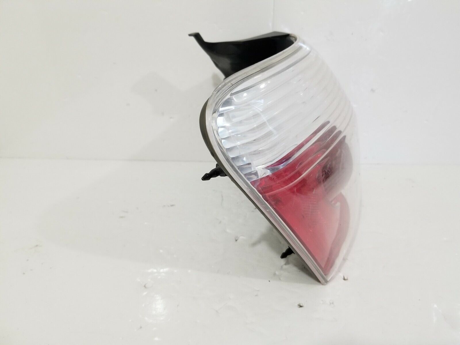 2007 GMC Acadia Rear Left Driver Side Tail Light Lamp OEM LH