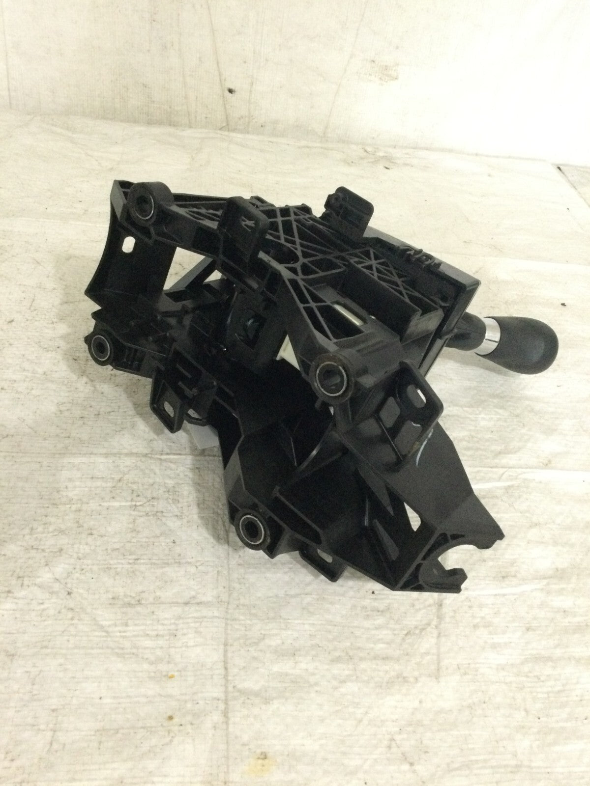 2017 Toyota Corolla Automatic Transmission Shift Gear Shifter Assembly Floor OEM