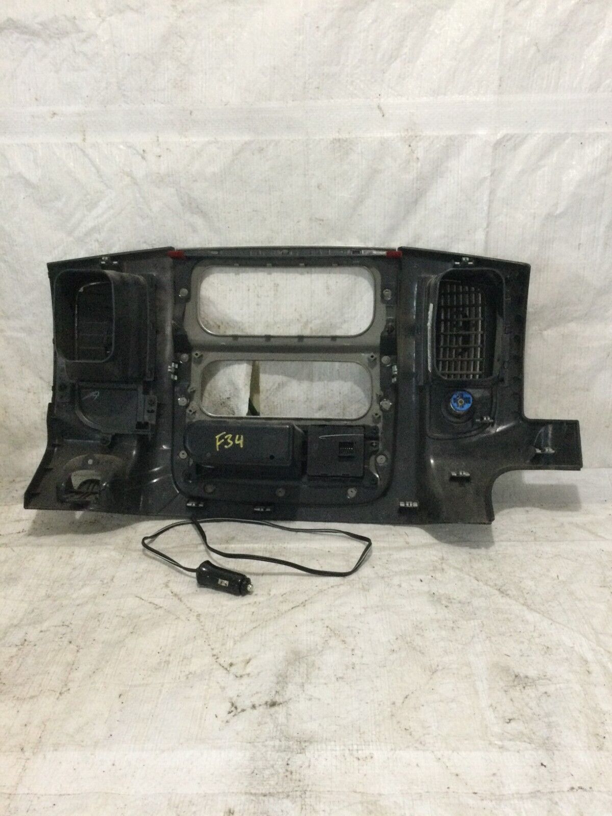 2002-2005 Dodge Ram 1500 2500 3500 Radio Dash Trim Bezel with Vents OEM