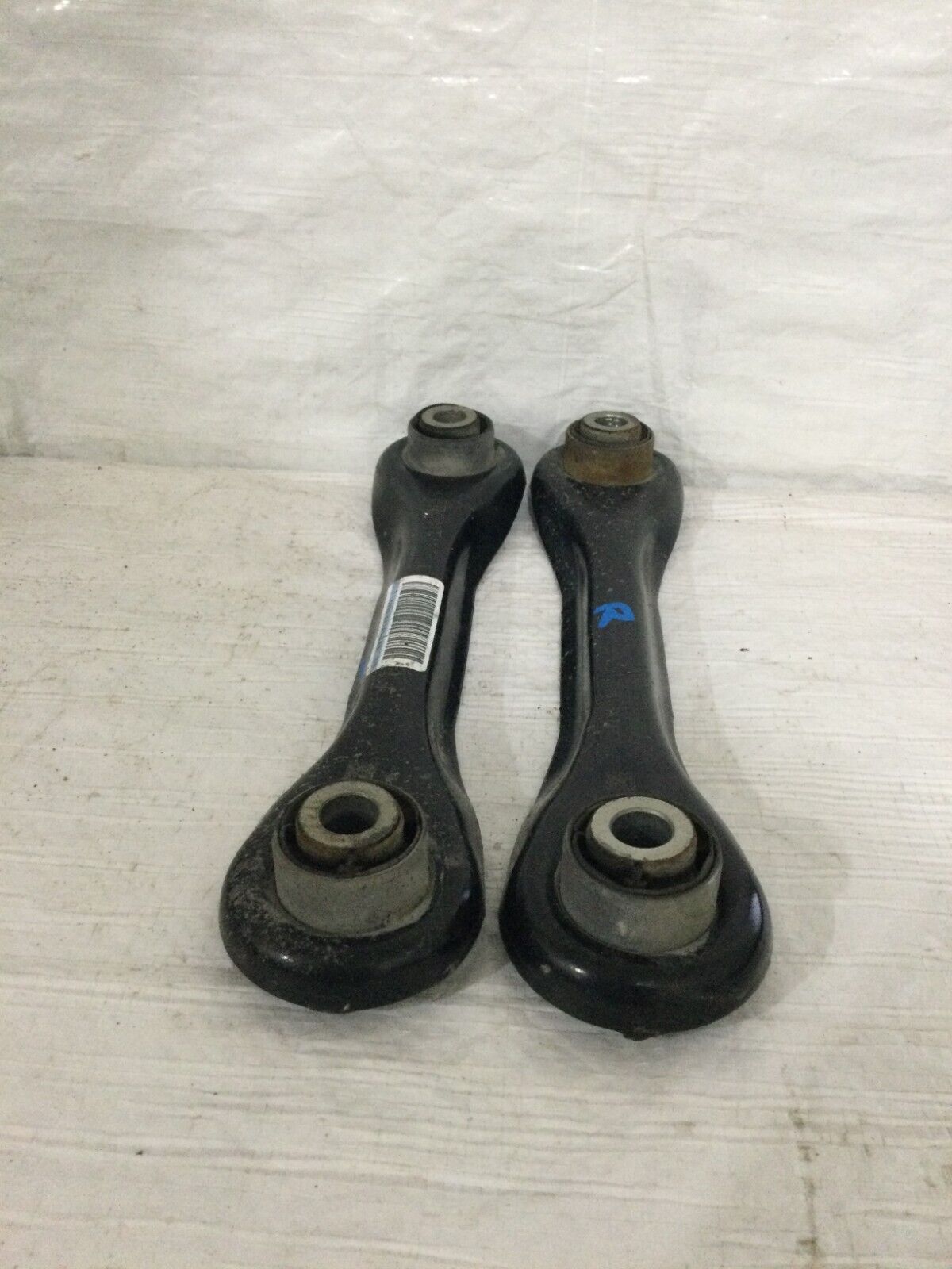 2017 Ford Escape Rear Right Left Control Arm Suspension CV61-5K743-CNB OEM