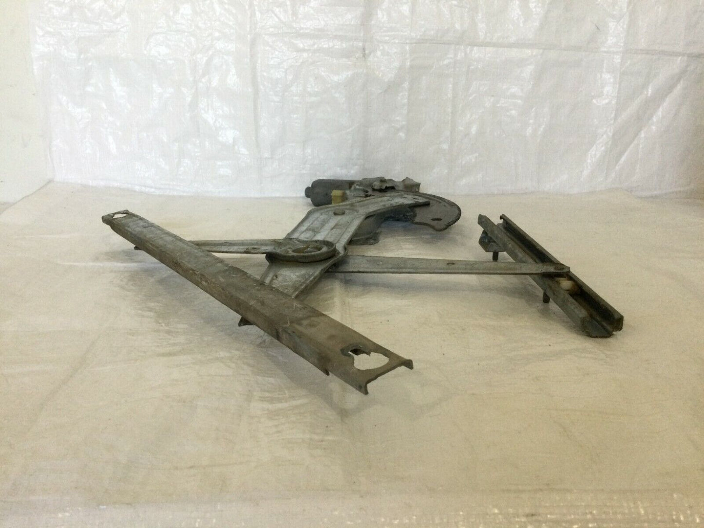 2007 Dodge Ram 3500 Front Right Window Door Regulator OEM