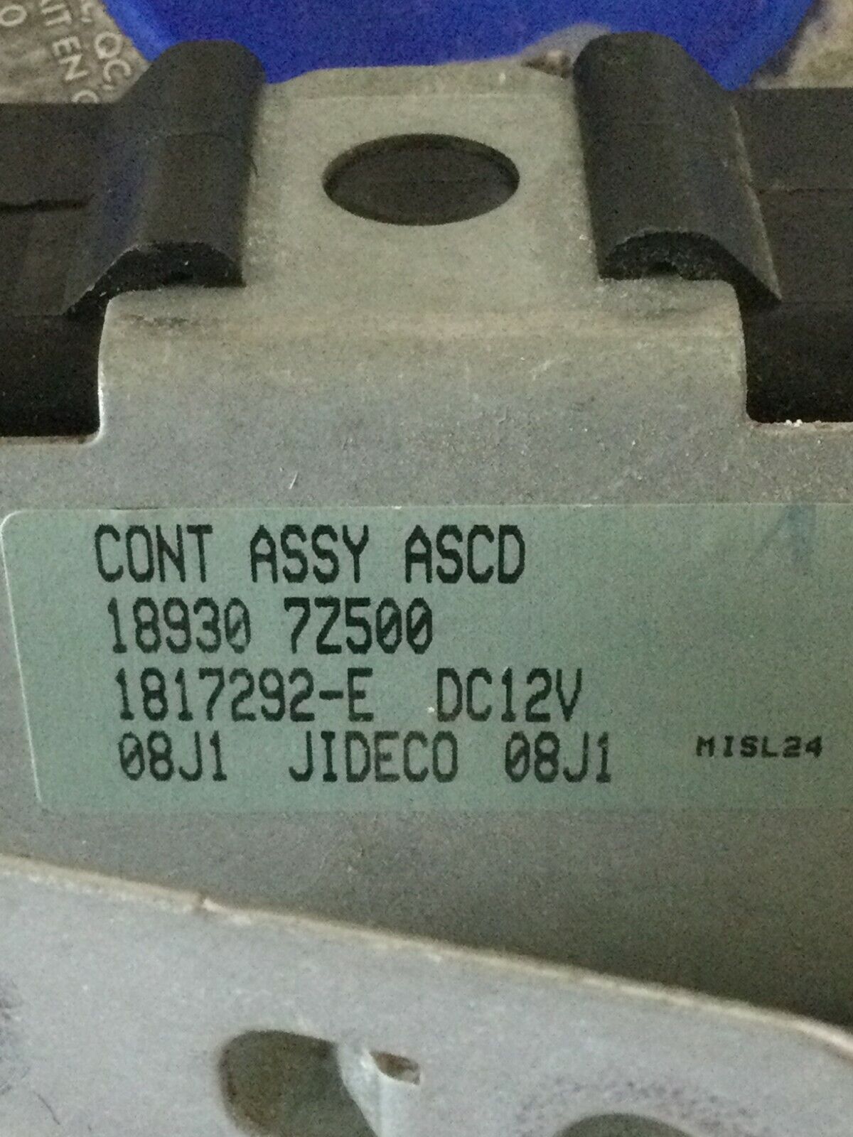 2001 Nissan Xterra Cruise Control Module OEM 18930-7Z500