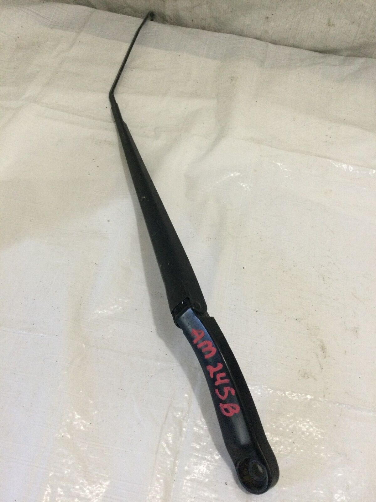 2017 Dodge Grand Caravan  Right Windshield  Wiper Arm 24030776 OEM