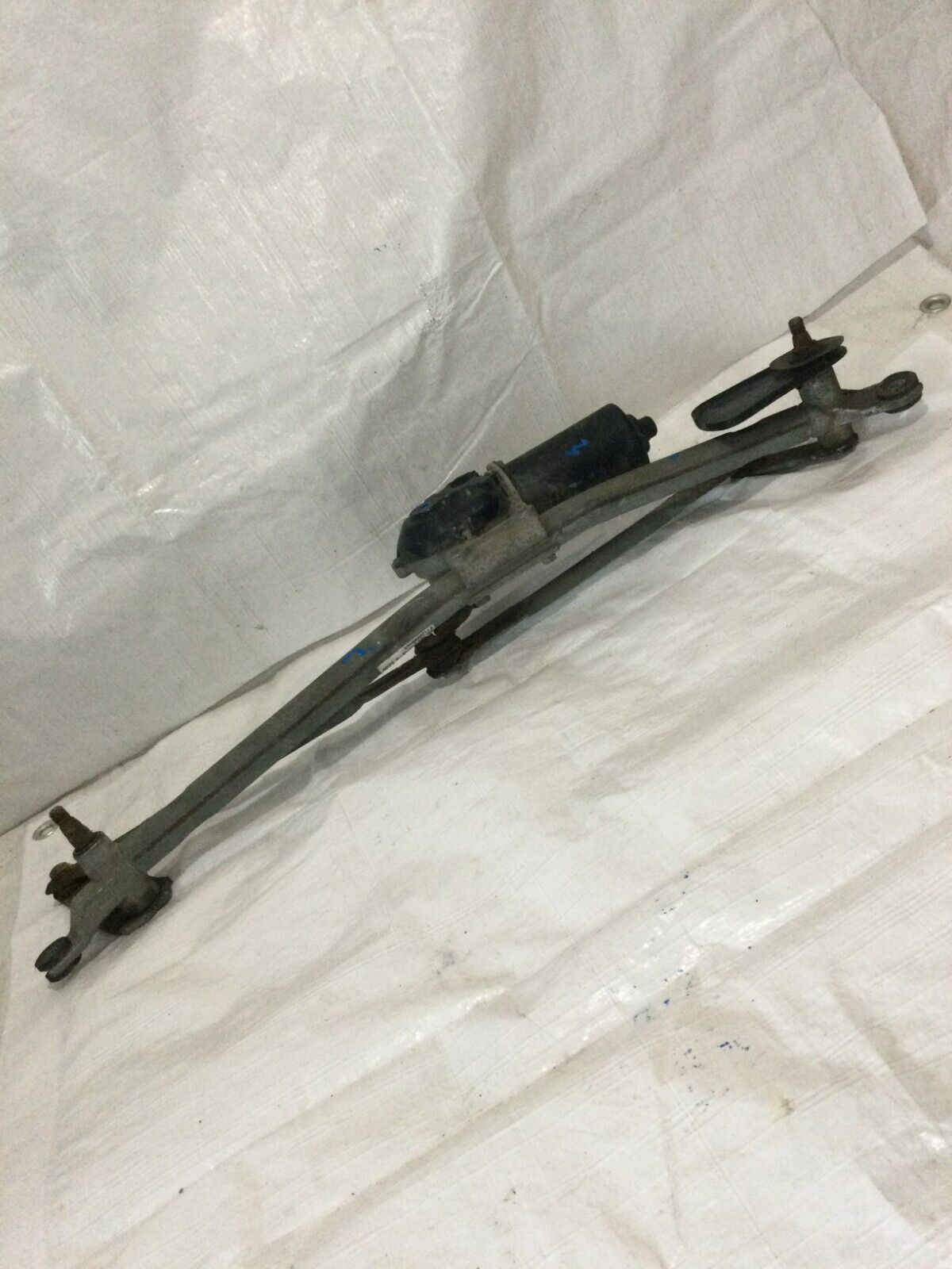 2007 Nissan Titan Front Wiper Motor W/ Linkage OEM 288107S000