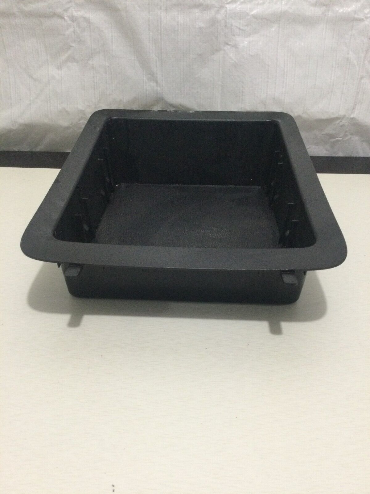 2007-2009 GMC Yukon Center Console Tray OEM