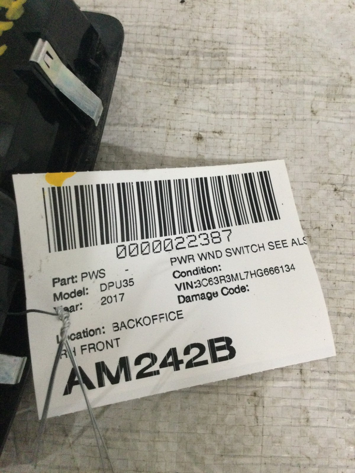 2017 Dodge Ram 3500 Front Right Door Switch And Bezel OEM 68275823AC