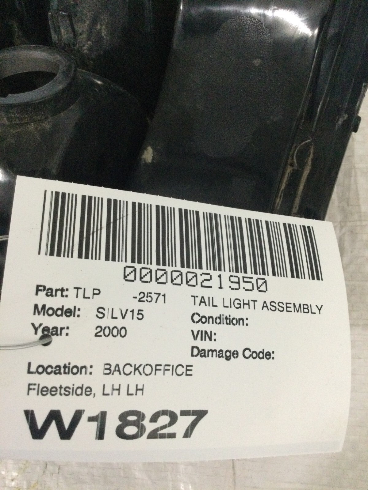 2000 Chevrolet Silverado 1500 Left Driver Side Tail Light Lamp OEM