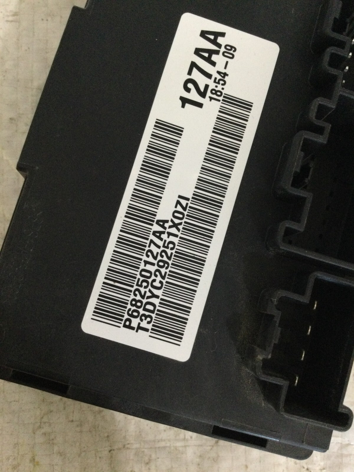 2019-2024 Dodge RAM 2500 Transfer Case Control Module 68250127AA OEM